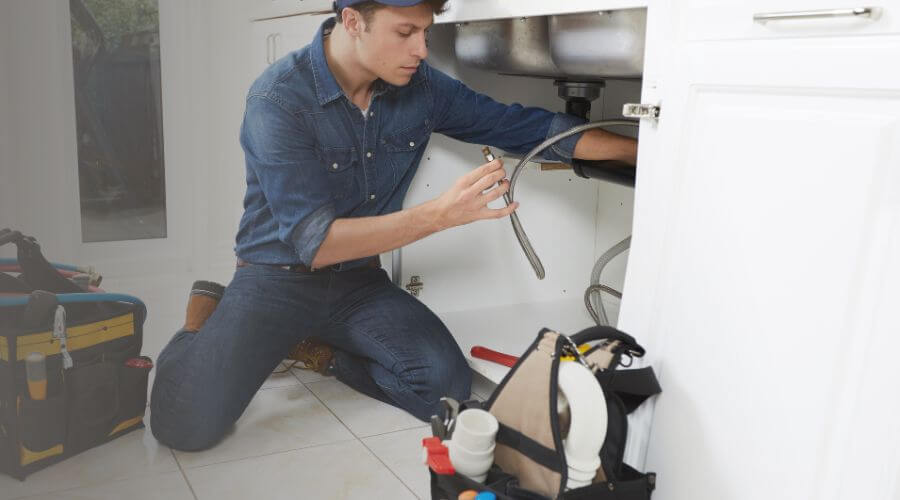Expert burst pipe repair services in Moody, TX